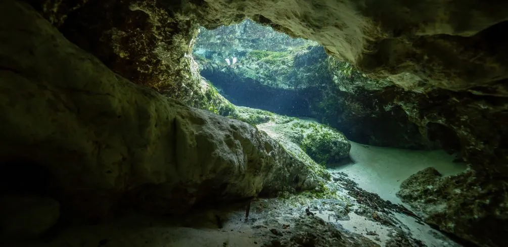 Exploring Underwater Caves